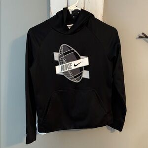 Boys Nike black hoodie with thumb holes size 10/12